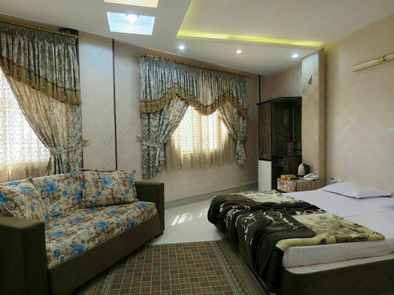 هتل آپارتمان تعطیلات مشهد