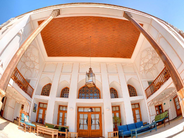 هتل سنتی بخردی اصفهان