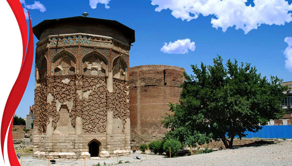 گنبد کبود مراغه
