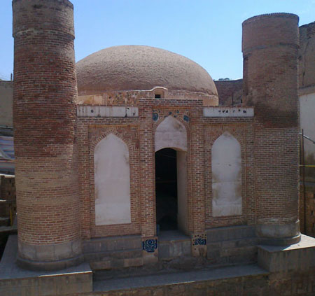 مسجد چهارمنار یا مقبره پادشاهان روادی