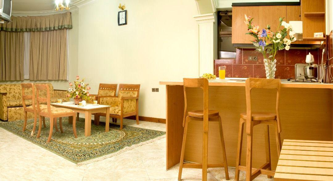 هتل آپارتمان تخت طاووس مشهد