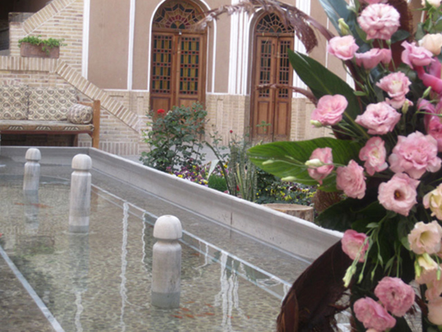 هتل کاروانسرای مشیر یزد