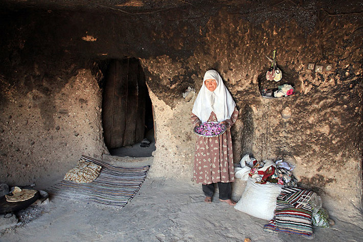 روستای زیرزمینی میمند(دستکند)