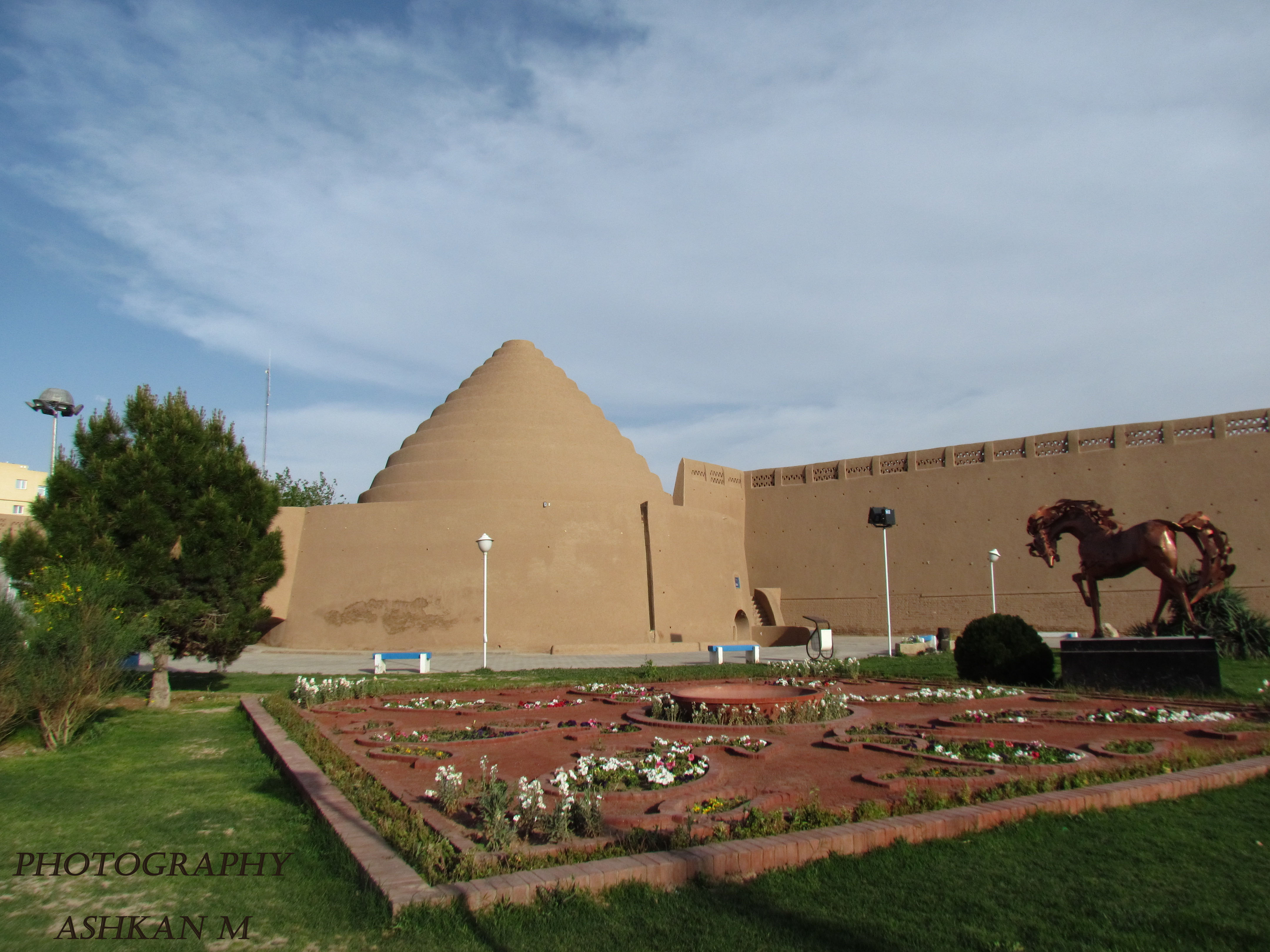یخدان های کرمان