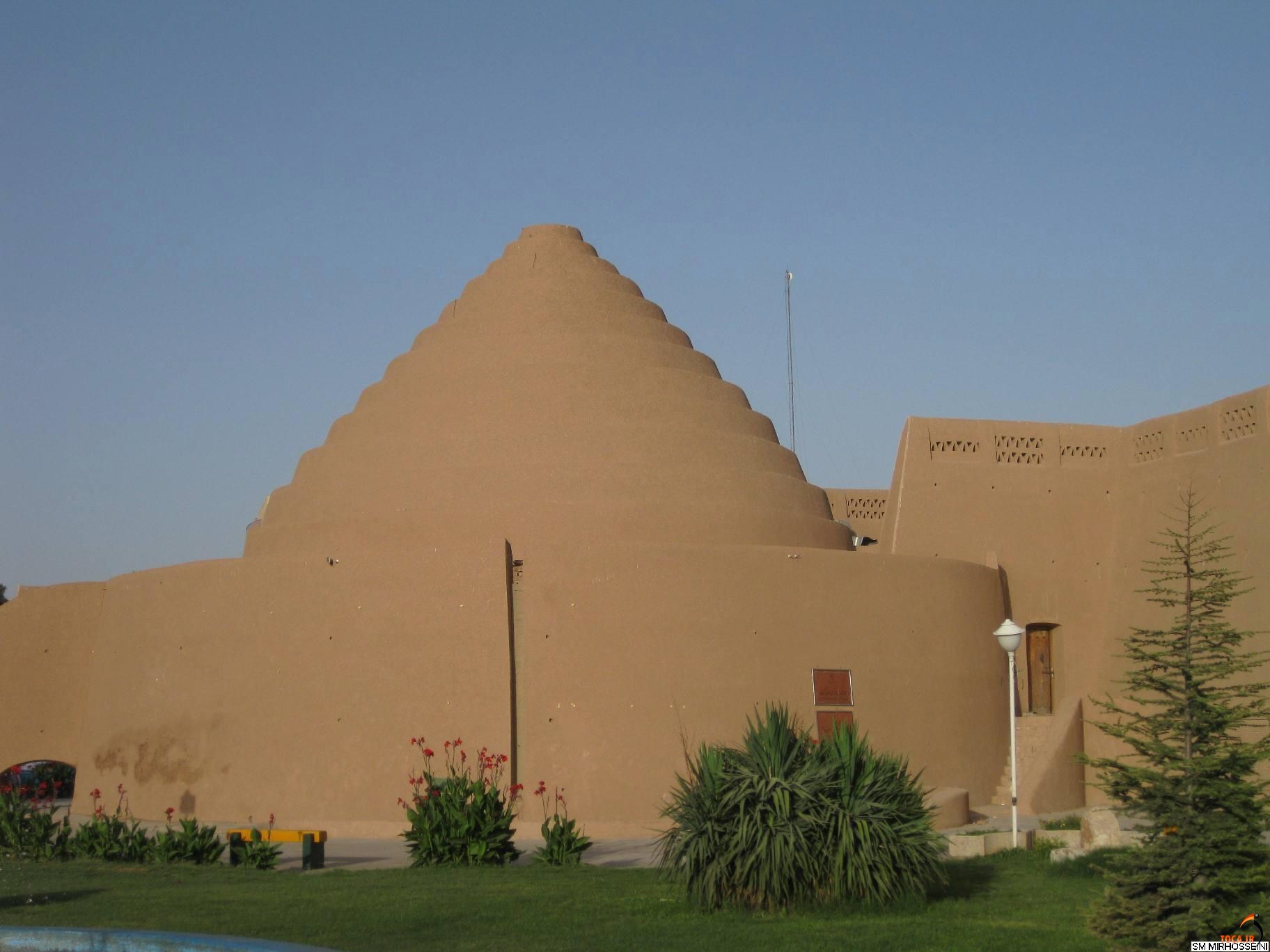 یخدان های کرمان