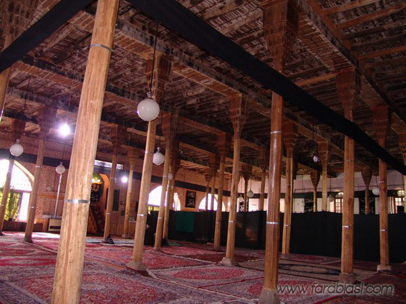 مسجد چوبی ملا رستم مراغه