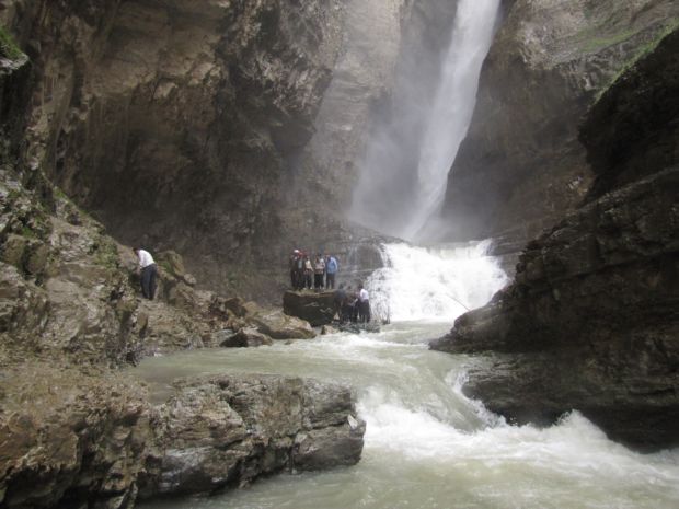 آبشار آدران (ارنگه)