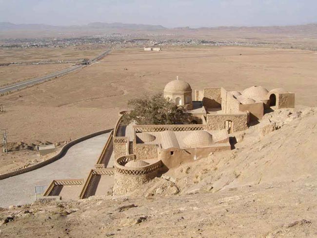 آرامگاه بوذرجمهر قاینی