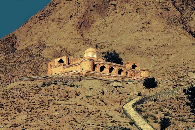 آرامگاه بوذرجمهر قاینی