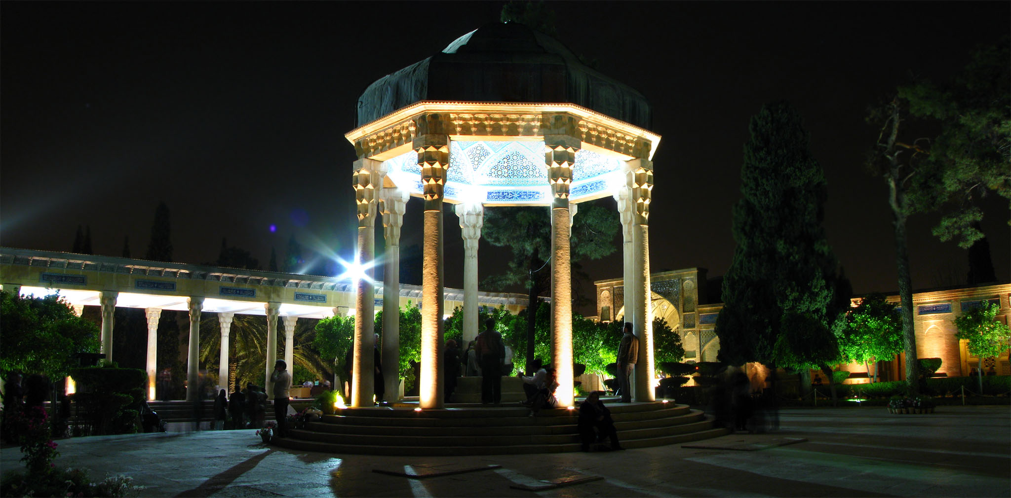 آرامگاه حافظ
