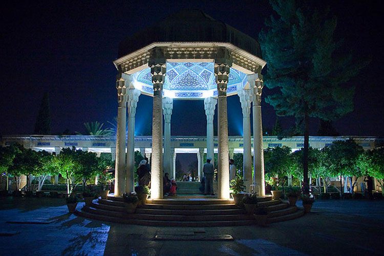 آرامگاه حافظ