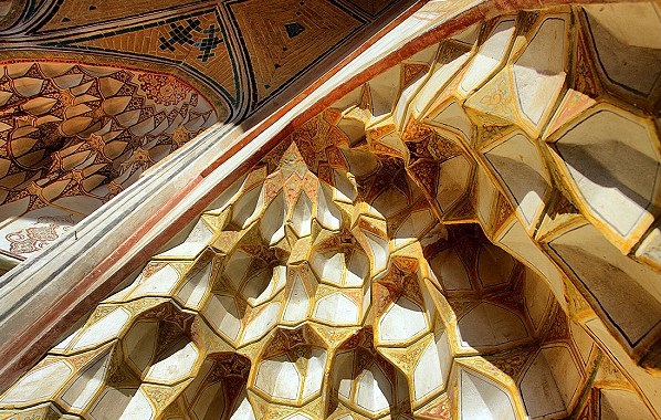 مسجد آقا بزرگ کاشان