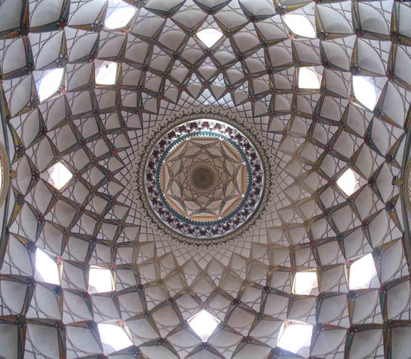 بازار تاریخی کاشان