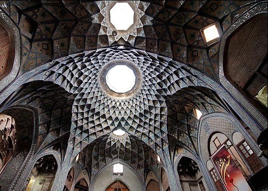بازار تاریخی کاشان