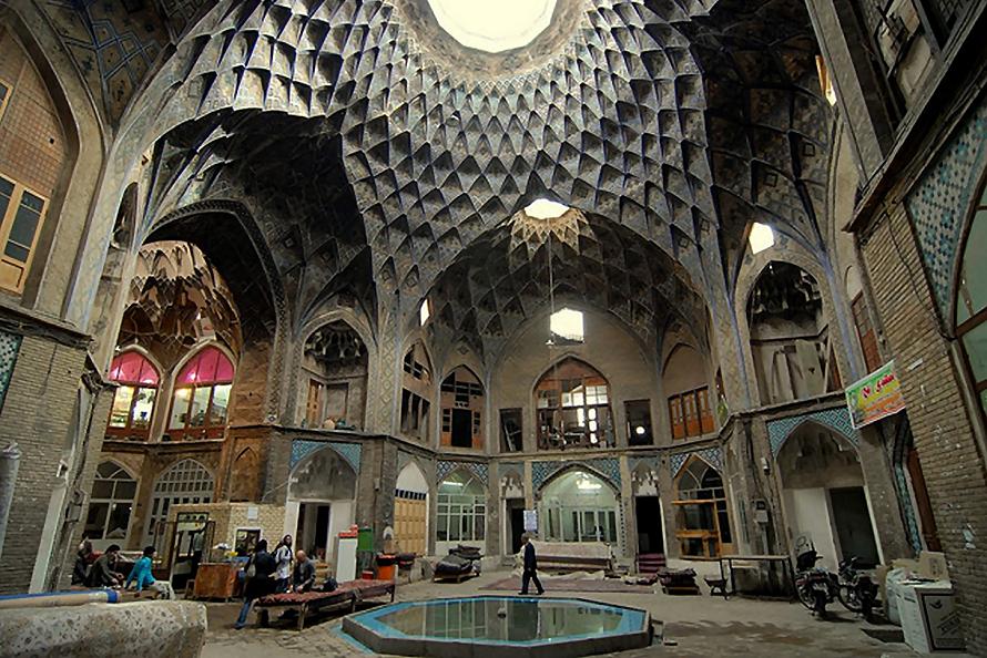 بازار تاریخی کاشان