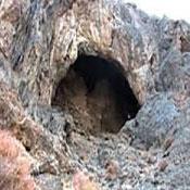 Shegeft Yazdan Cave