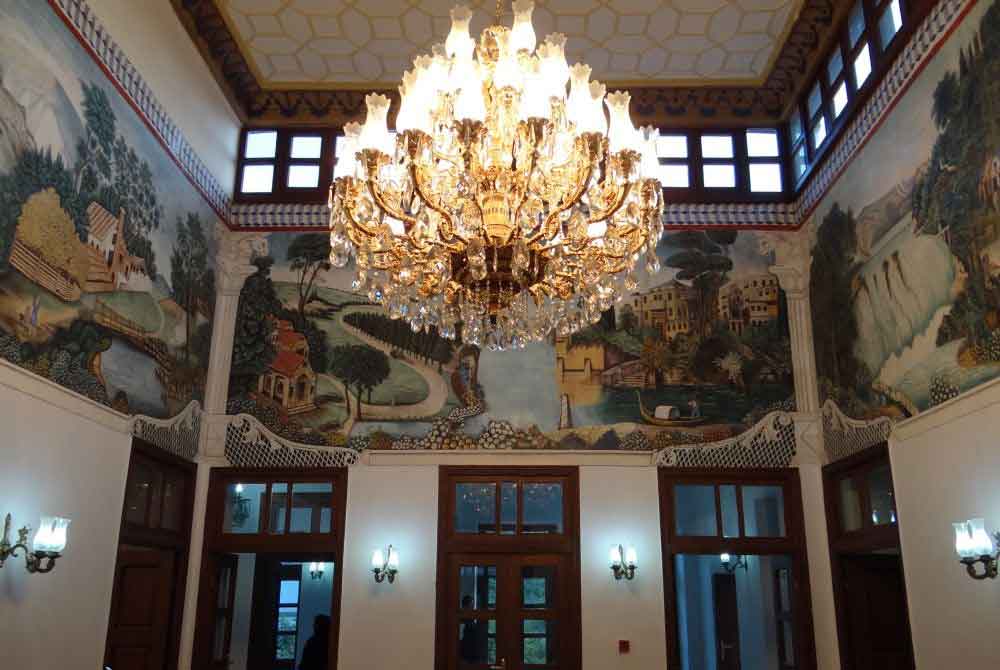 عمارت شاپوری شیراز