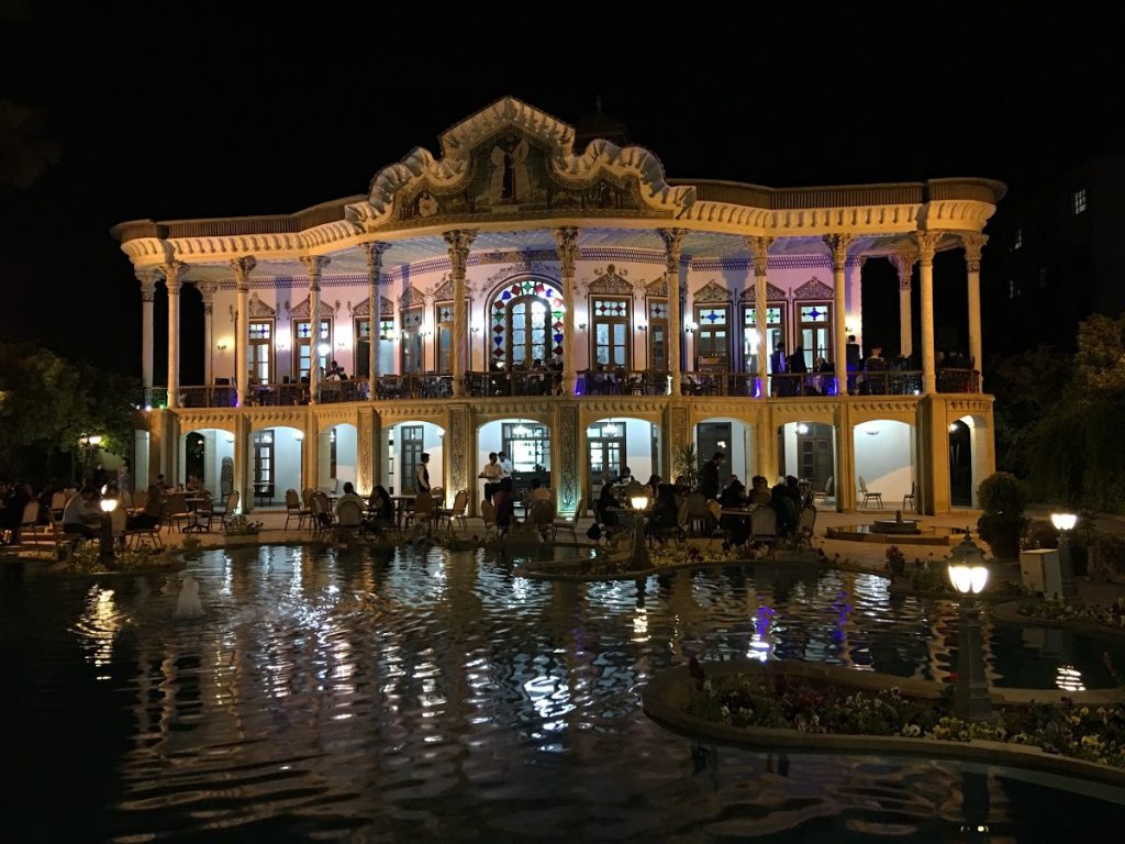 عمارت شاپوری شیراز
