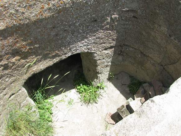 گویجه قلعه صخره ای مراغه