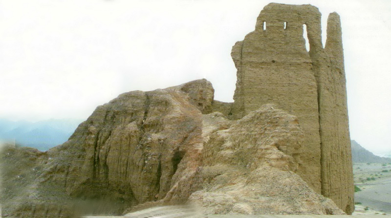قلعه هزاره میناب