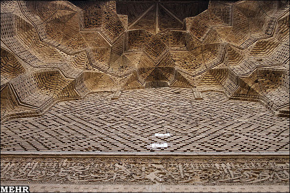 مسجد جامع ورامین