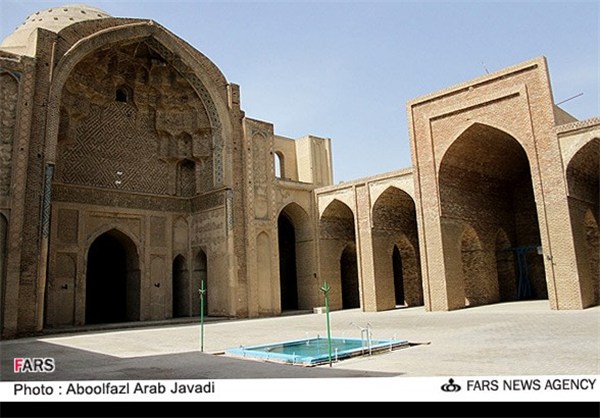 مسجد جامع ورامین