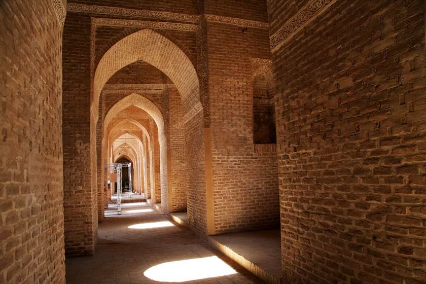 مسجد جامع ورامین