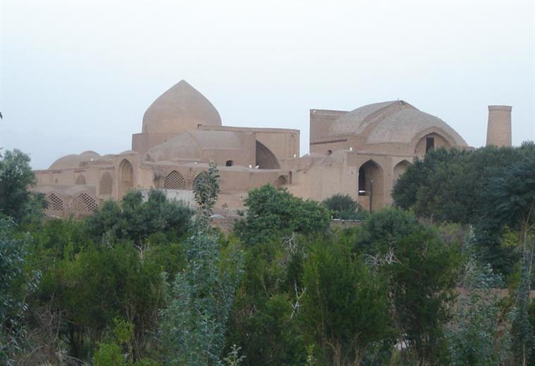 مسجد جامع اردستان