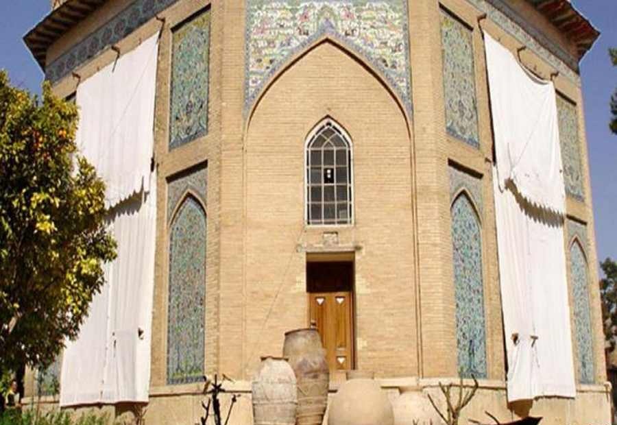 عمارت کلاه فرنگی شیراز آرامگاه کریمخان زند