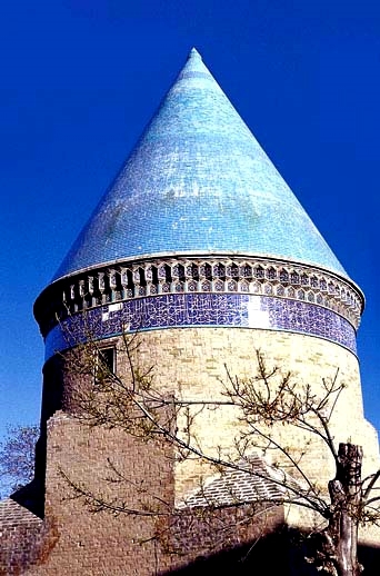 آرامگاه حمدالله مستوفی