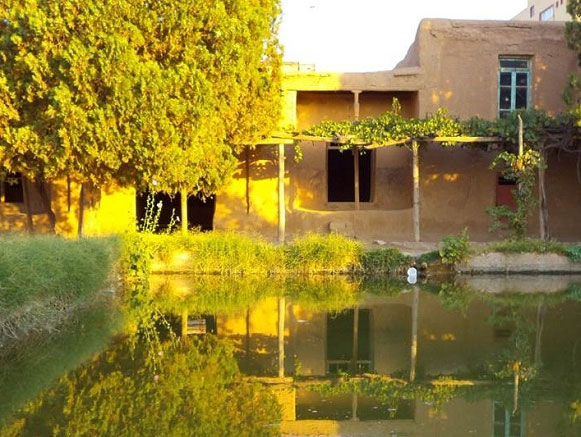 عمارت پیر آباد ایلخچی