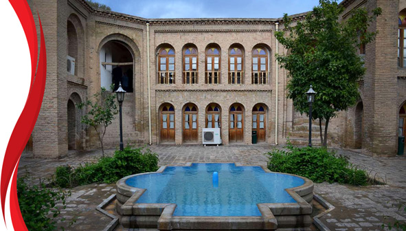 خانه تاریخی آخوند ابو خرم آباد