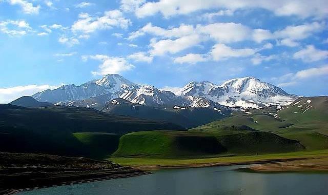 مجموعه دریاچه های کوهستان سبلان