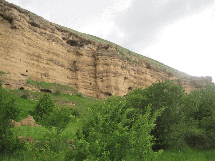 غارهای تاریخی بینه لر