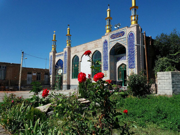 روستا و گورستان تاریخی اونار