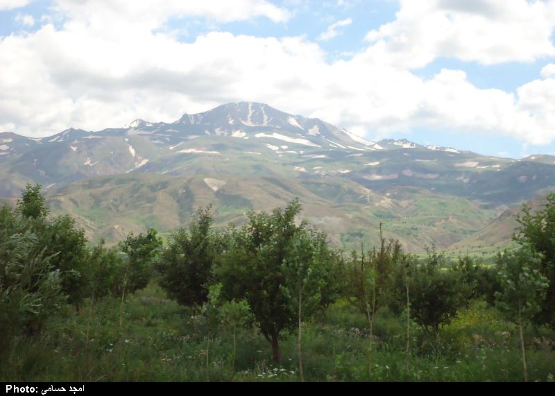  مرگور دهستانی زیبا با قله‌های بلند در ارومیه