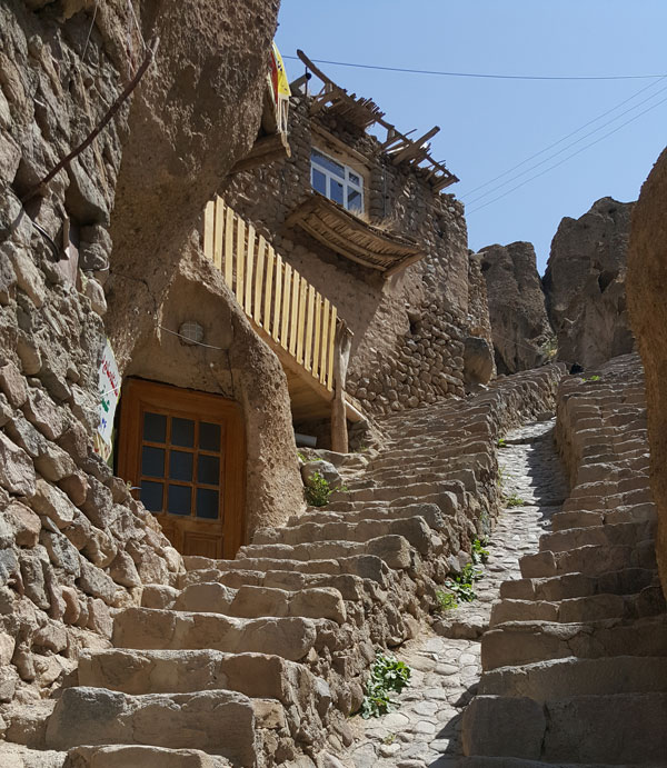 سوئیت صخره ای کندوان