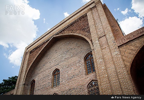 آرامگاه شیخ شهاب الدین اهری