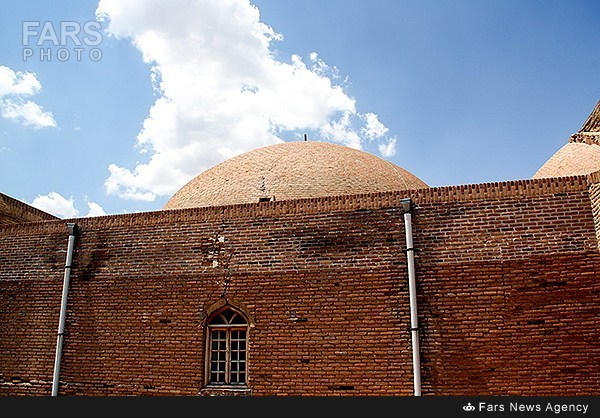 آرامگاه شیخ شهاب الدین اهری