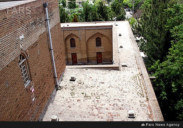 آرامگاه شیخ شهاب الدین اهری