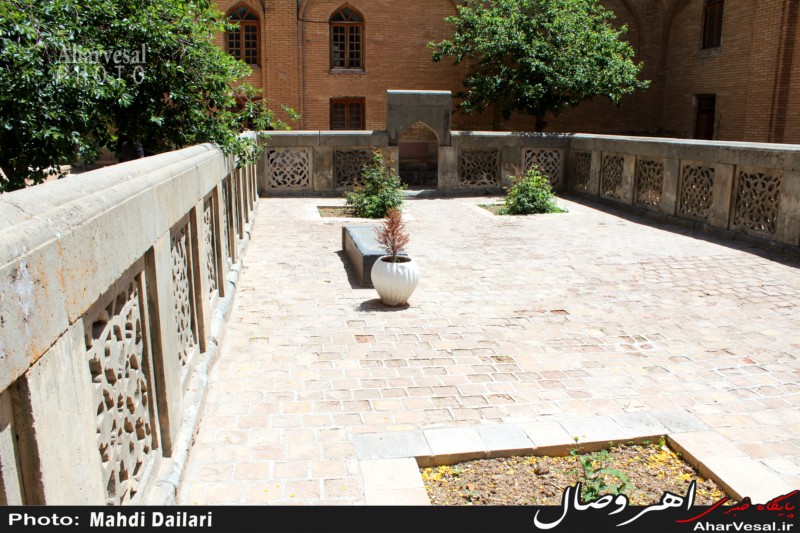 آرامگاه شیخ شهاب الدین اهری