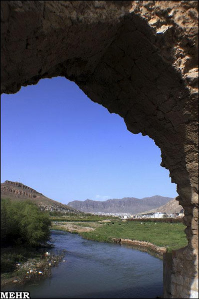 پل شاپوری (شکسته)