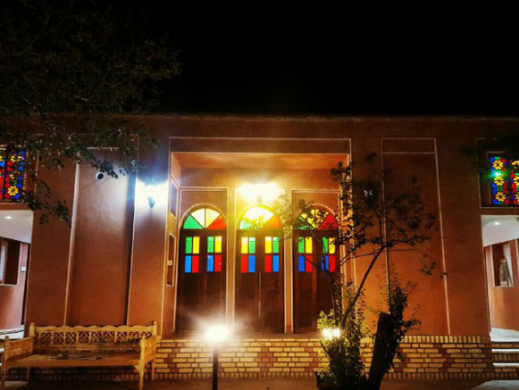 هتل سنتی نخجیر نراق