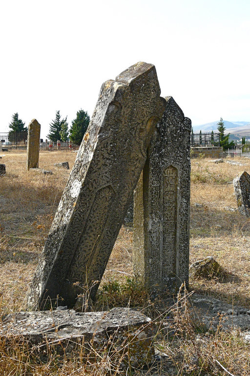 یئددی‌ گنبذ شماخی