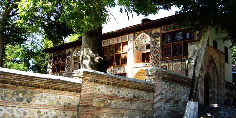 کاخ خان های شکی