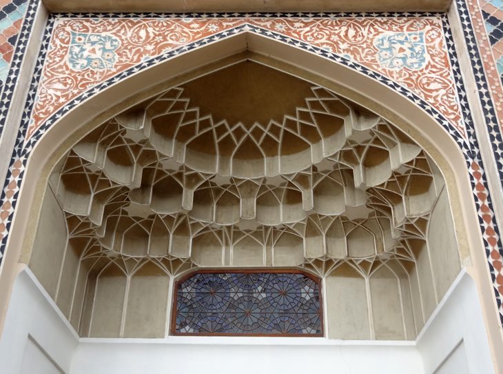 کاخ خان های شکی
