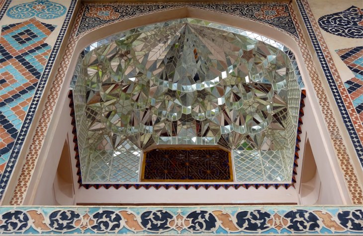 کاخ خان های شکی