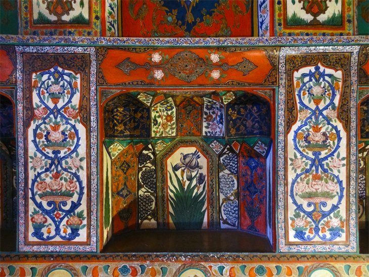کاخ خان های شکی
