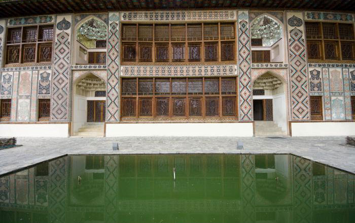 کاخ خان های شکی