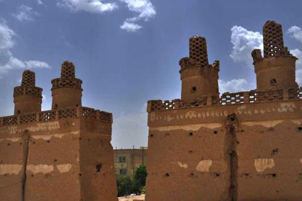 برج کبوترخانه ده قلوی زیباشهر مبارکه اصفهان